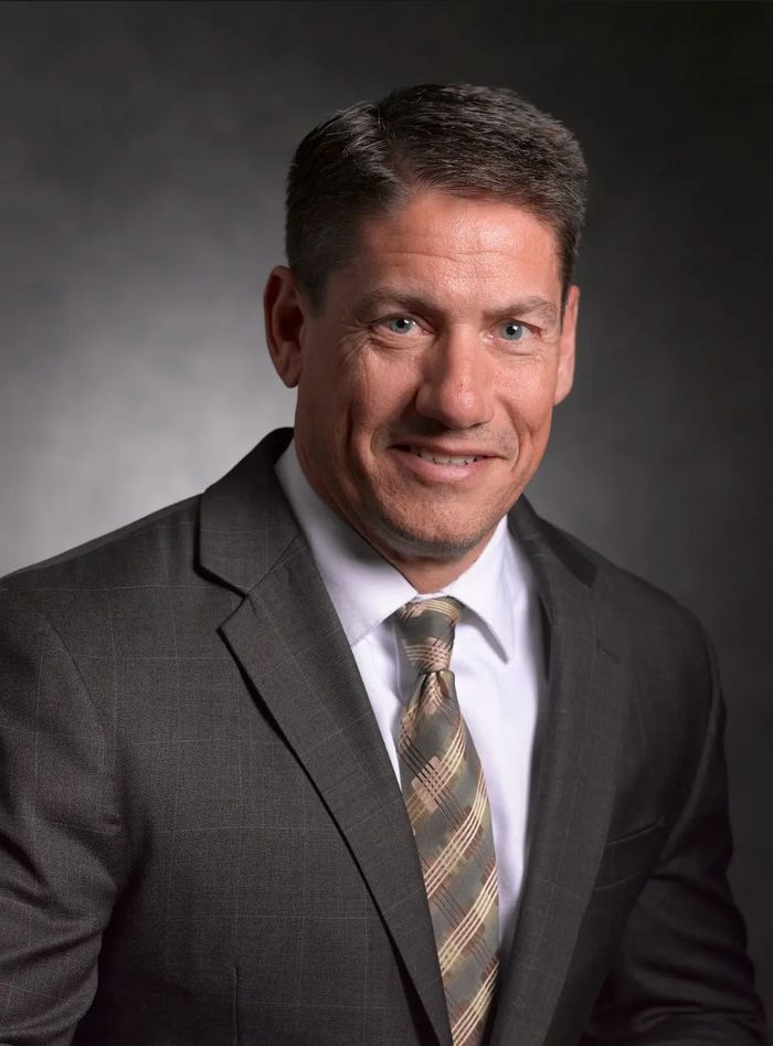 Dr. Barry M Reilly 